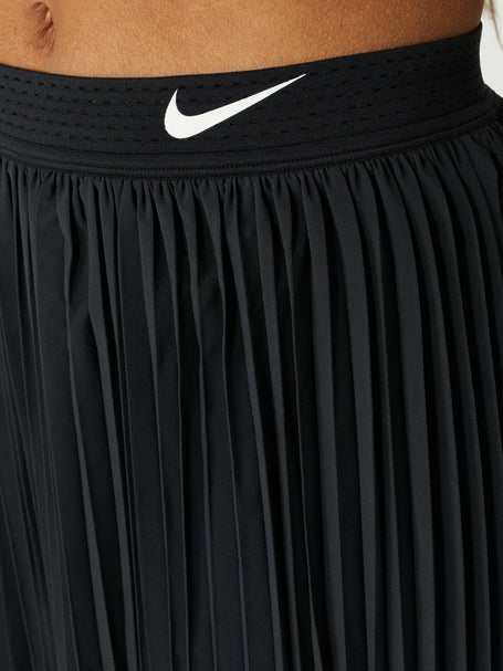 Nike Womens Core Club Pleat Skirt