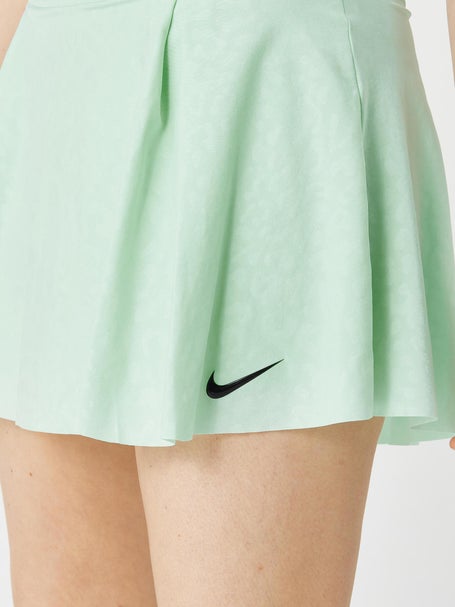Nike Womens Winter Embossed 14 Club Skirt